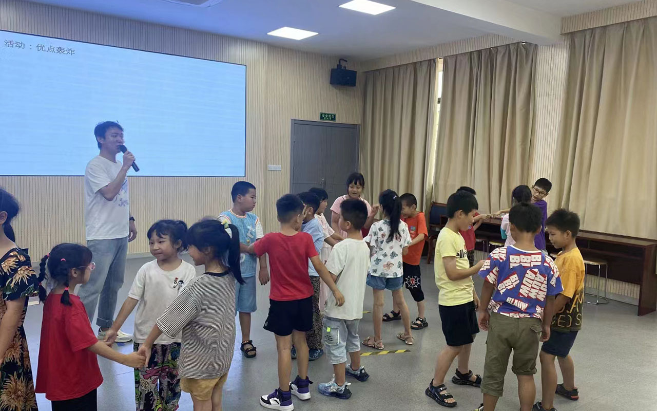 金堂龙观乡中心学校